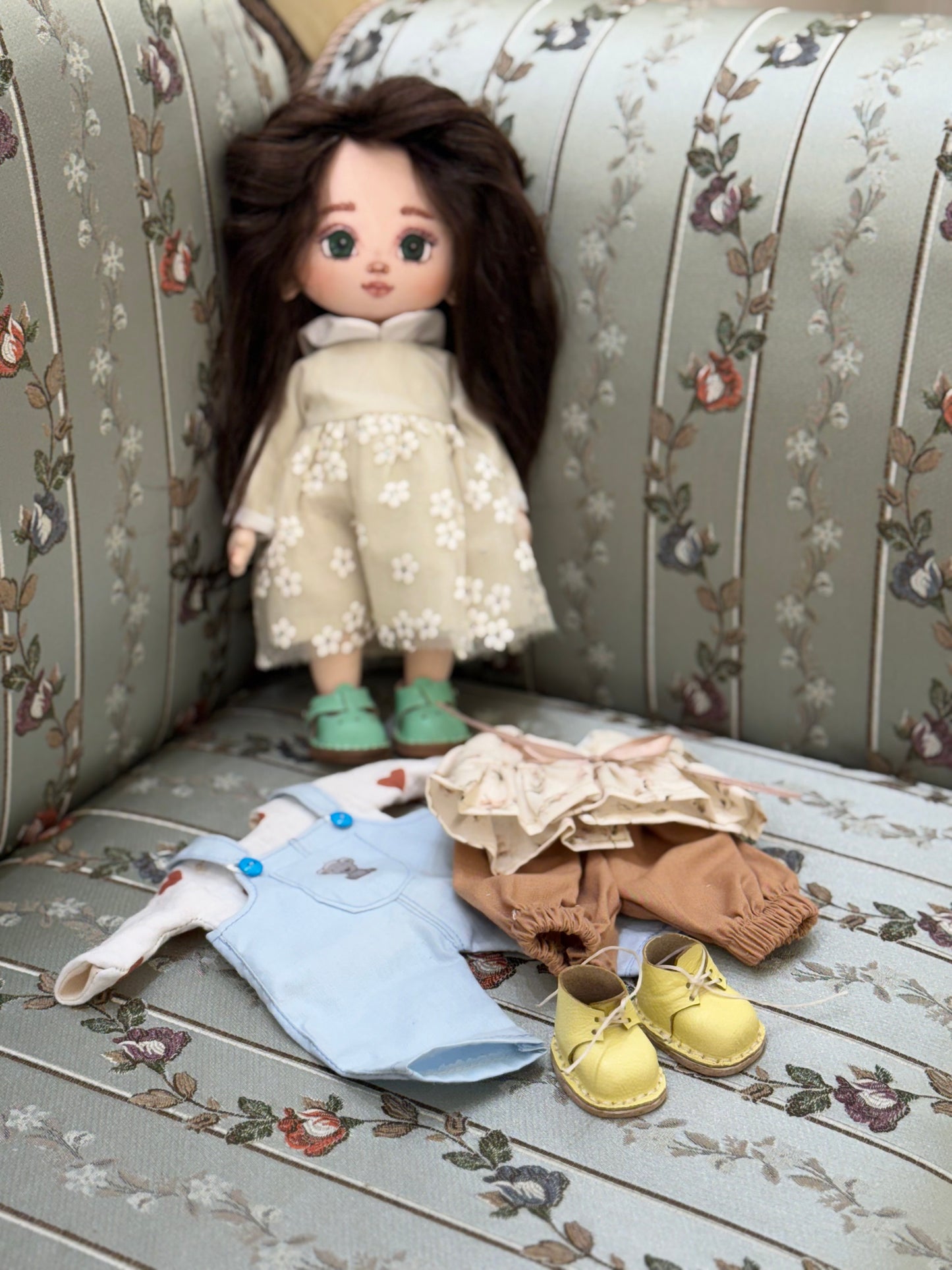 “Tales & Treasures” Doll Collection
(small box)