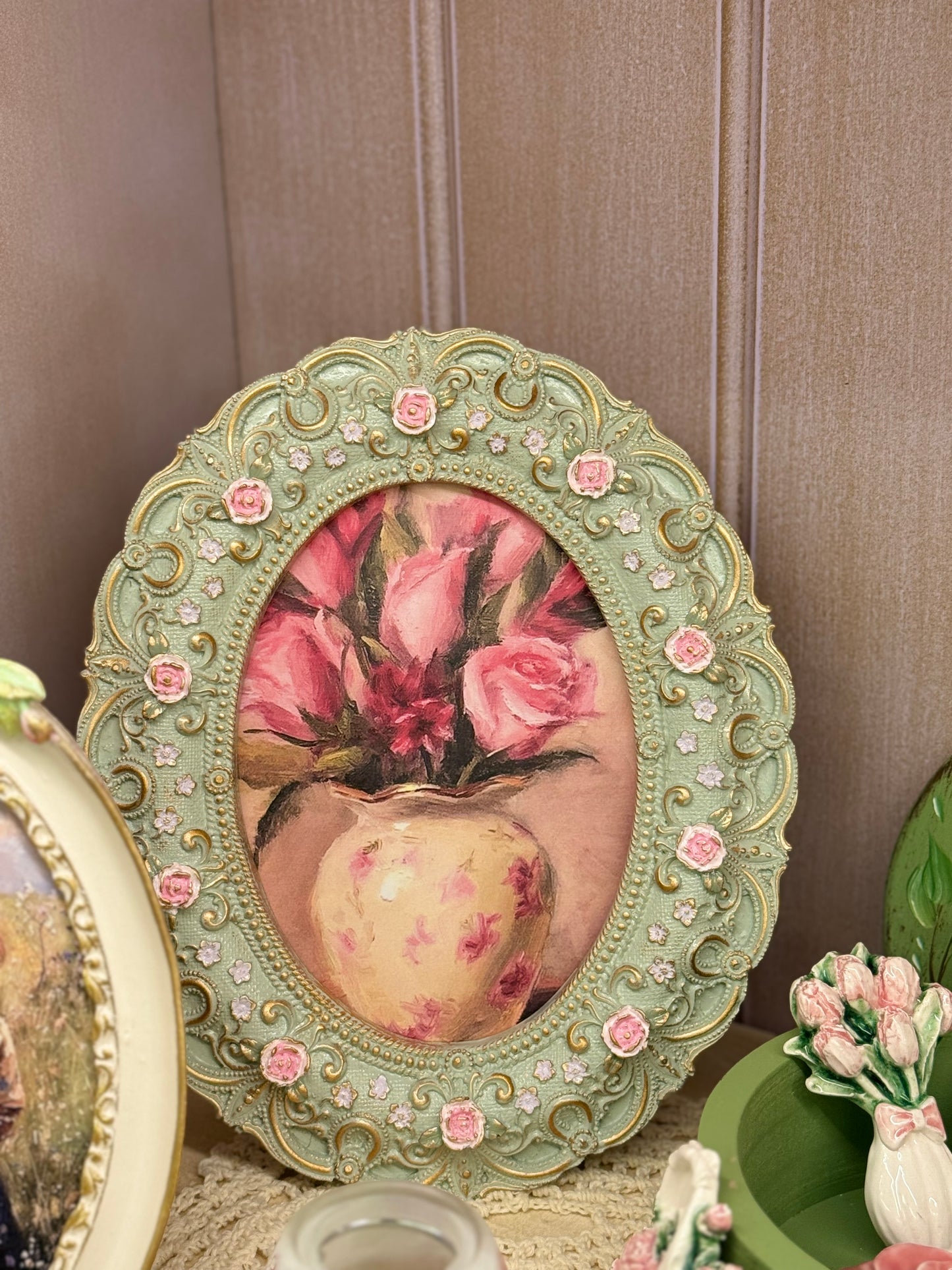 Resin oval Frame