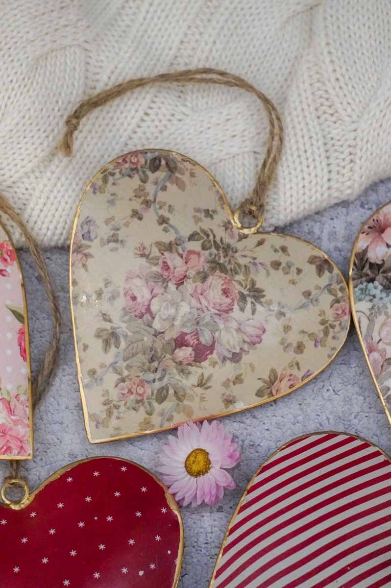Hanging metal heart Roses 10 cm Isabelle Rose