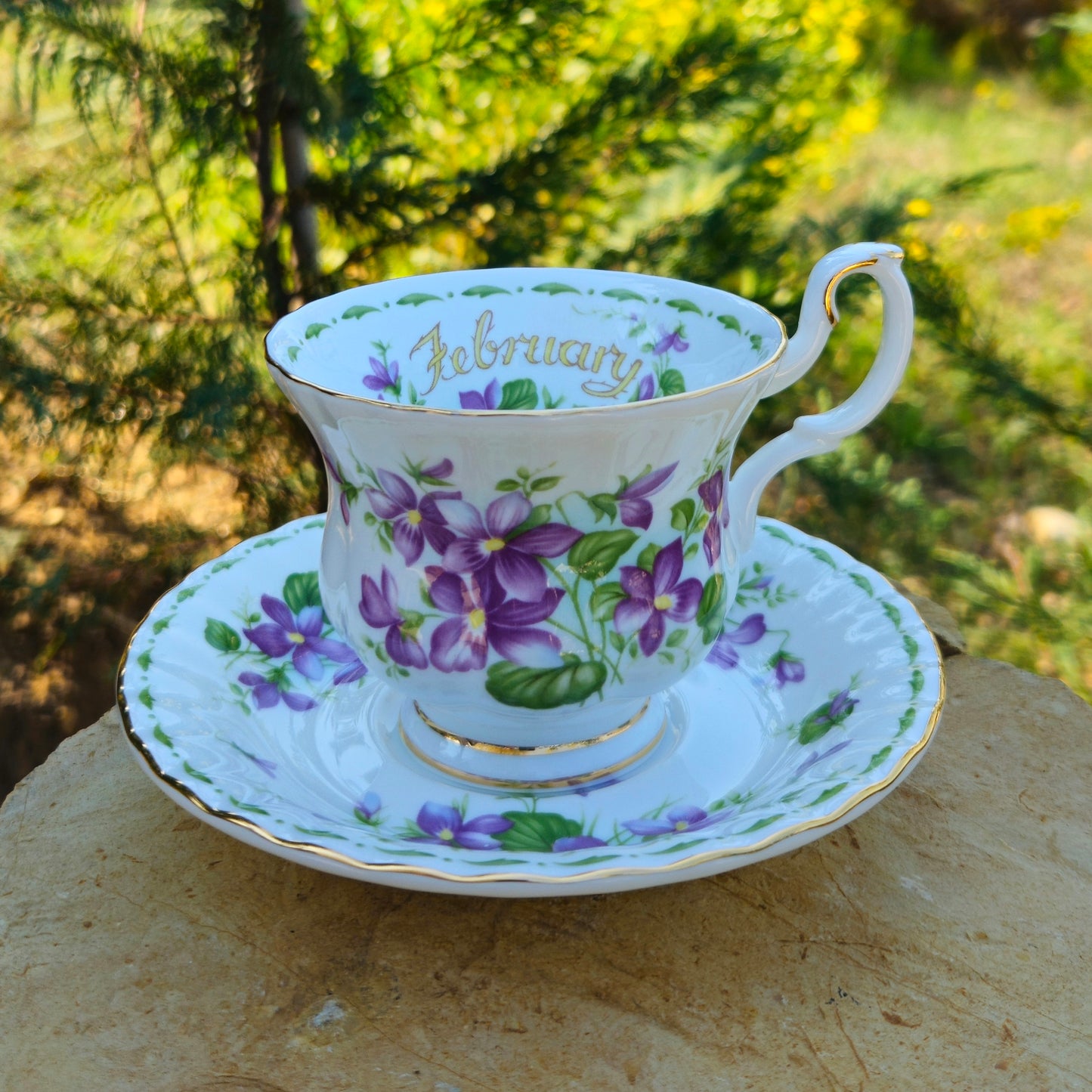 Cup with saucer | months of the year