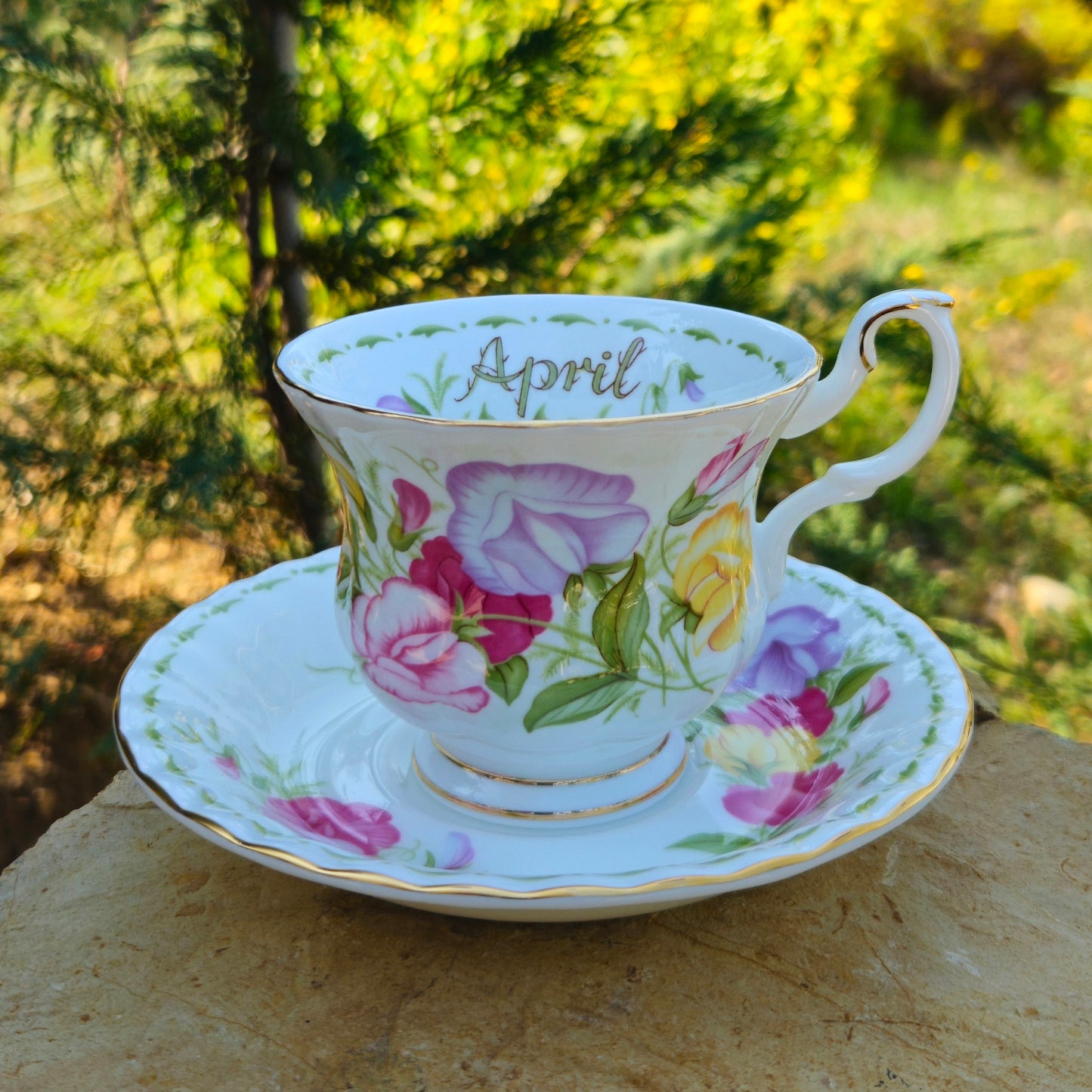 Cup with saucer | months of the year