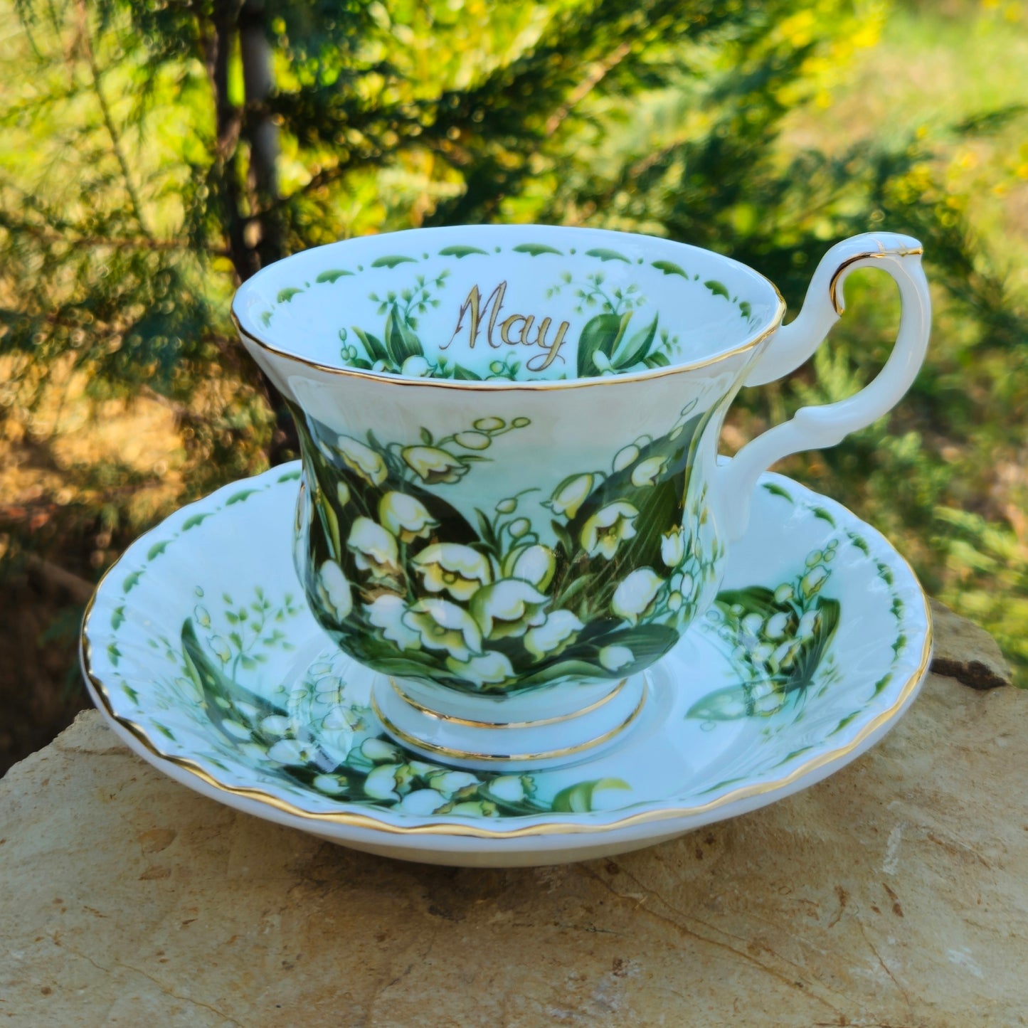 Cup with saucer | months of the year