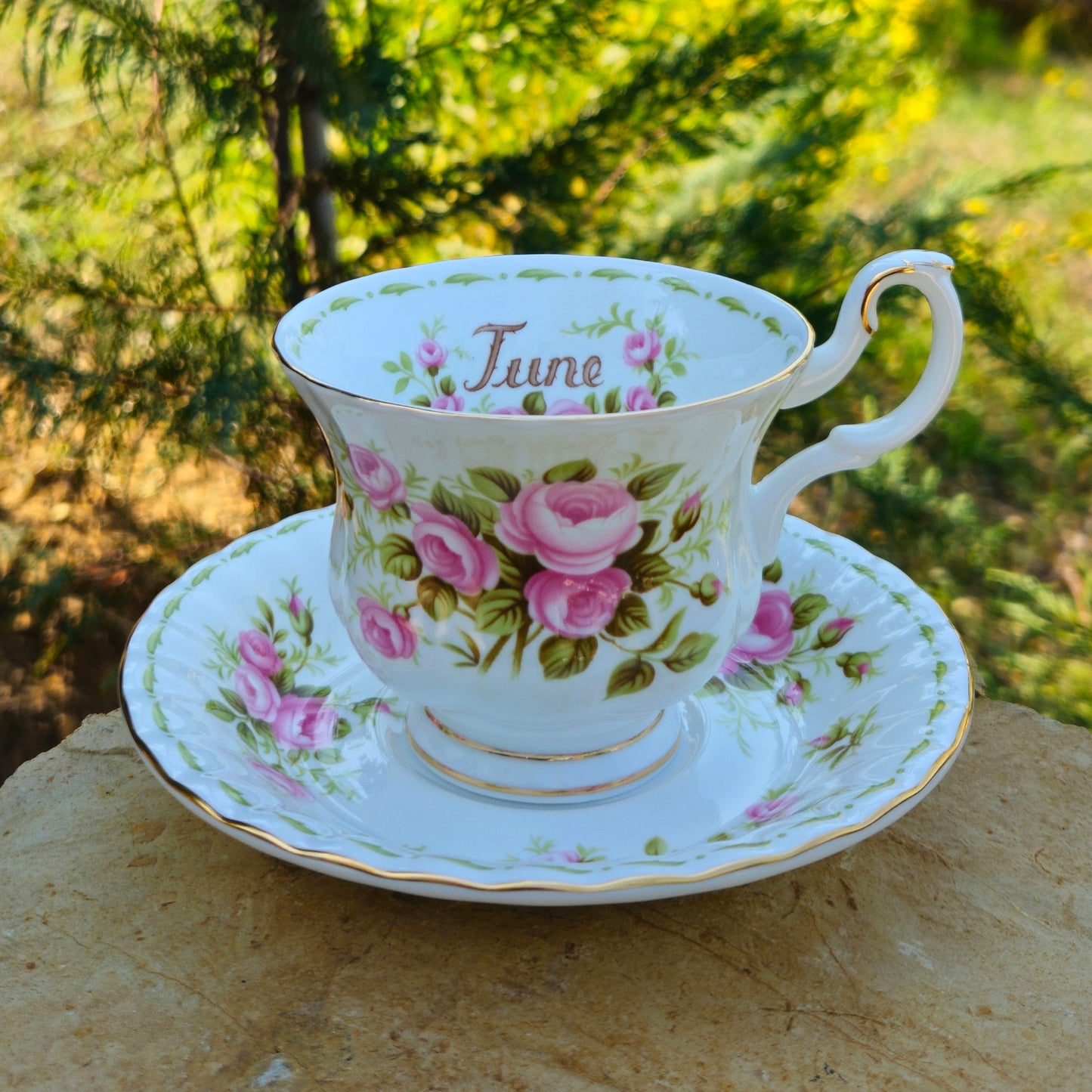 Cup with saucer | months of the year