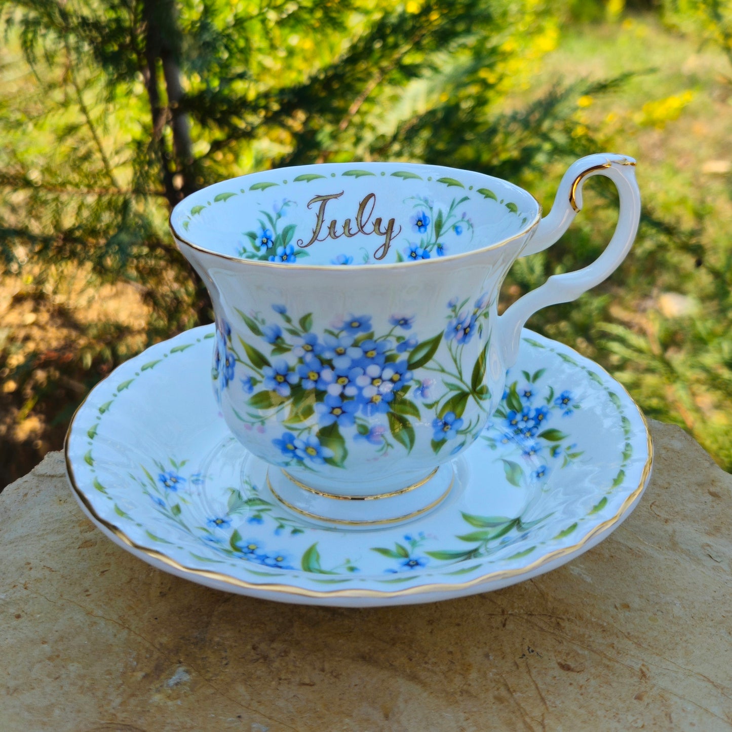 Cup with saucer | months of the year