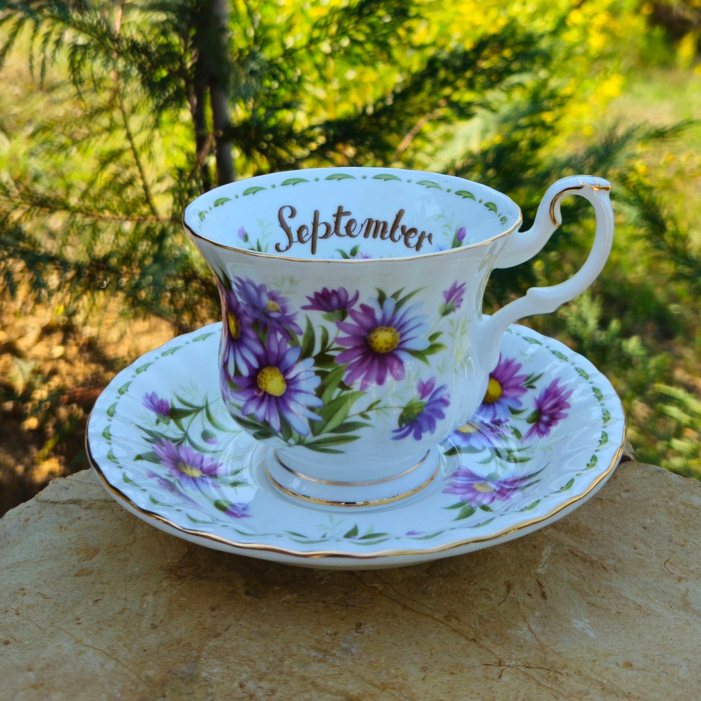 Cup with saucer | months of the year