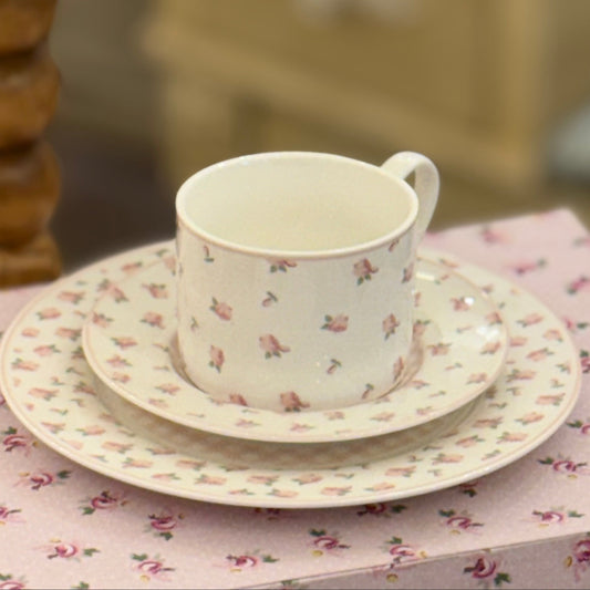 Plate “spring”