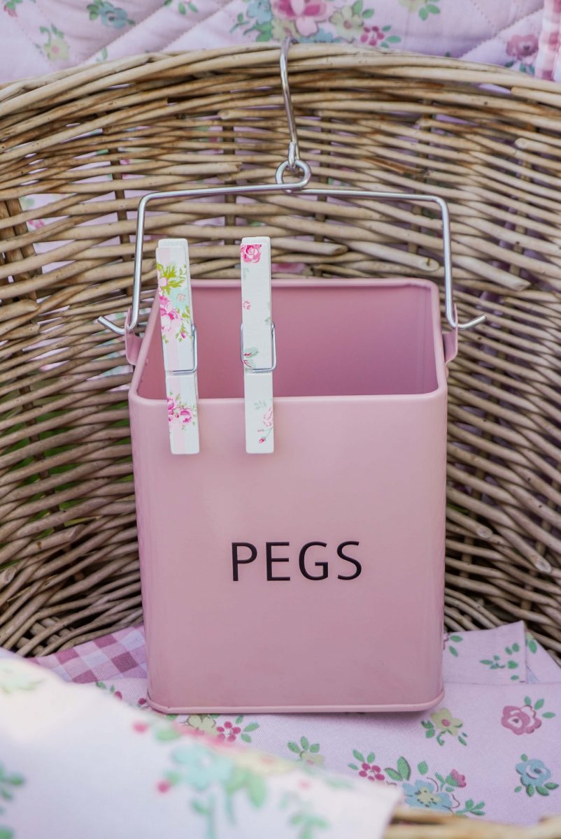 Pink pegs box 13,5×13,5×15,5 cm Isabelle Rose