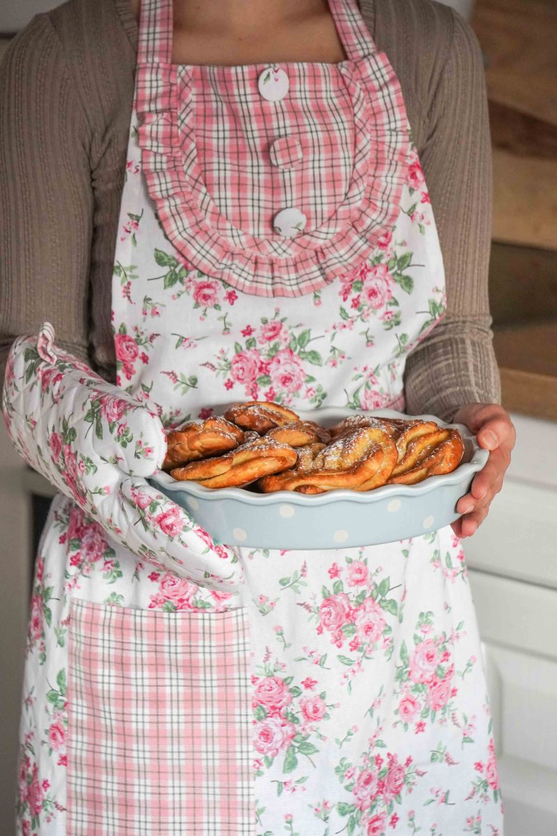 Apron Bella 70×85 cm Isabelle Rose