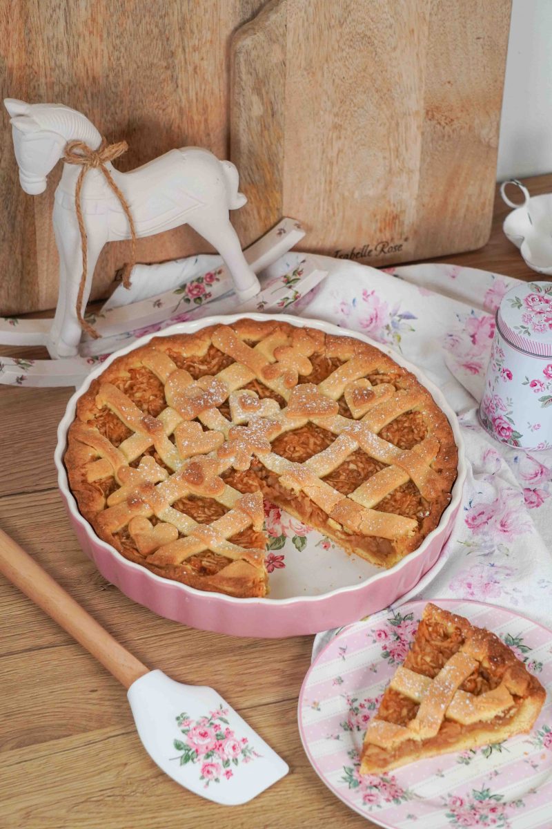 Pastel pink pie dish Bella 26,5 cm Isabelle Rose